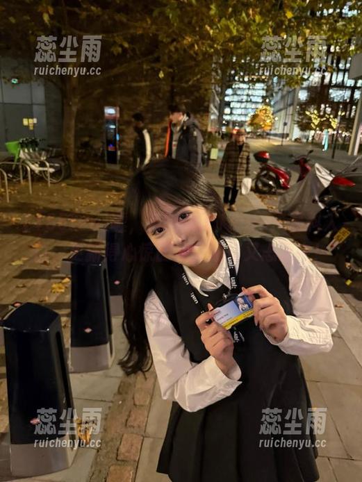 嘘，刚刚摸了155fun.黑料入口，更新得心惊胆战，期待又忐忑中！