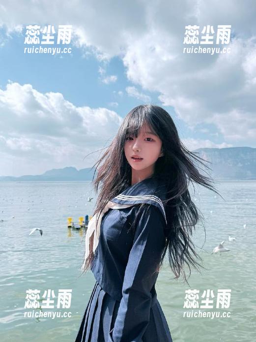 登录51cg.fun，黑料就像潮水般冲来，我的瓜田大丰收呀！