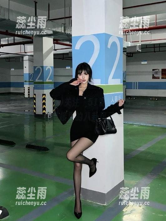 关注“51吃瓜中心”，感受链接里的八卦风云！