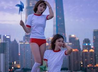 51吃瓜网网页打开视频的姿势，好像总是错的…
