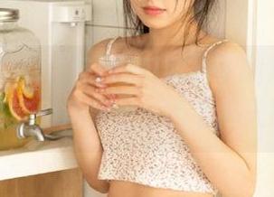 “51吃瓜网”下载地址竟然藏在这个角落里，勇敢闯入吧。