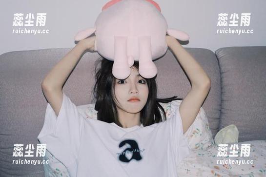 直达91吃瓜官网，真正心心念念的爆料，躲在屏幕后的各种“好戏”发酵！