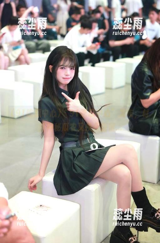 91吃瓜中心 “91吃瓜中心”发布,村里神秘瓜农又换新剧情...