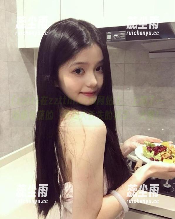 在zztthl.ccm网站上，上演了一场最奇葩的‘寻找人丢失的袜子’大赛！