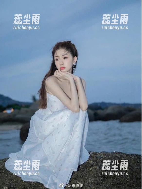 最后一次“zztthl.ccm”更新的体验，简直就是一场视觉奇葩秀。