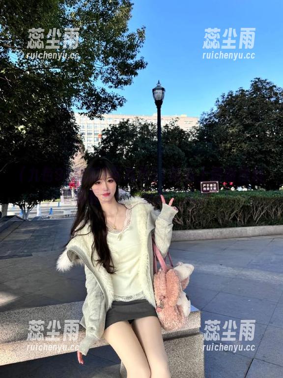 在九色91吃瓜上最新黑料，让你看到不一样的“风景”！