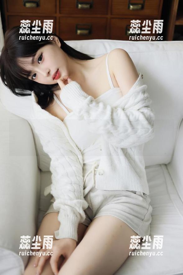 冲哥精选的苹果系里，有趣的瓜好像藏起来了，你觉得在哪里呀？