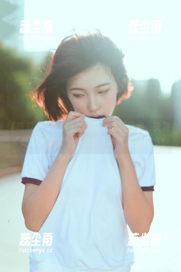 嗨，最新的话题出炉，快到“吃瓜大本营”这块欢乐地儿过过眼瘾！