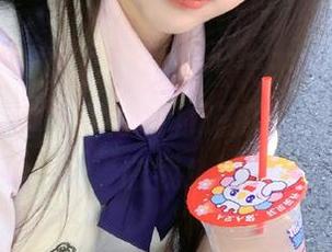 今天只想在天天吃瓜网发布我的小烦恼，期待我的吃瓜小伙伴们来安慰我！