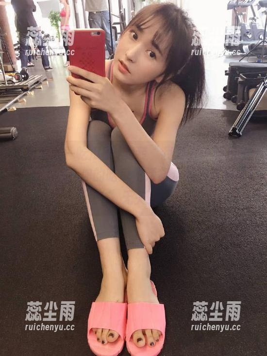 安装“我爱五一吃瓜王”于ios，你的吃瓜生活将永远和“核桃”无关！