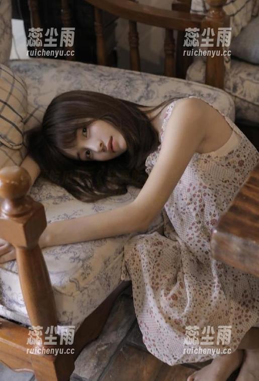 我要吃瓜 在《我要吃瓜》里,永久保存的“最新爆料”让人愈发抓狂。