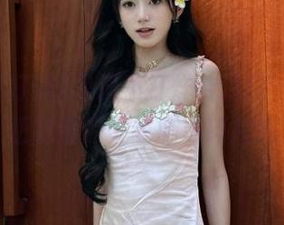 黑料不打烊传送门，如何把正能量的外衣撕成碎片？