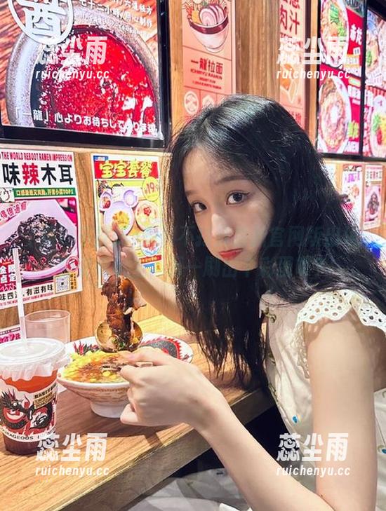 黑料不打烊最新官网版出现在安卓机上，万一刷出个彩蛋呢？