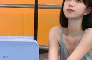 这一天我们一起下载‘万里长征黑料不打烊06’，瓜大到下不来！