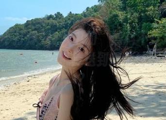 视频中的“黑料不打烊”传送门：今天又随机传送到哪个尬剧现场了？