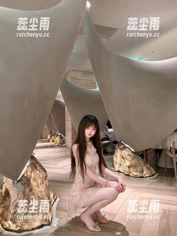 黑料不打烊 原来“zztt26黑料不打烊”下载过程也是一场永不迷路的冒险,跟着我的步伐走呀。