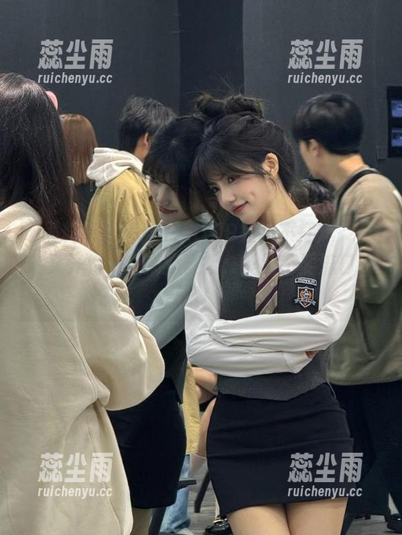 黑料不打烊 “zztt09黑料不打烊”今晚又开榜,快来舔链接,千万不要流口水哦!