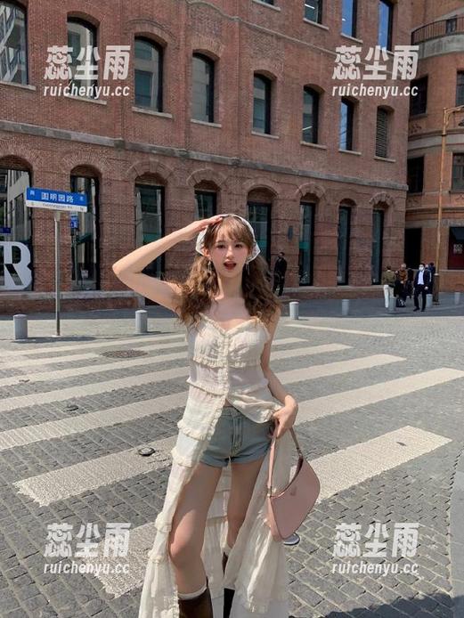 哈，你以为首页就很无聊？黑料吃瓜网的在线观看真让人眼前一亮！