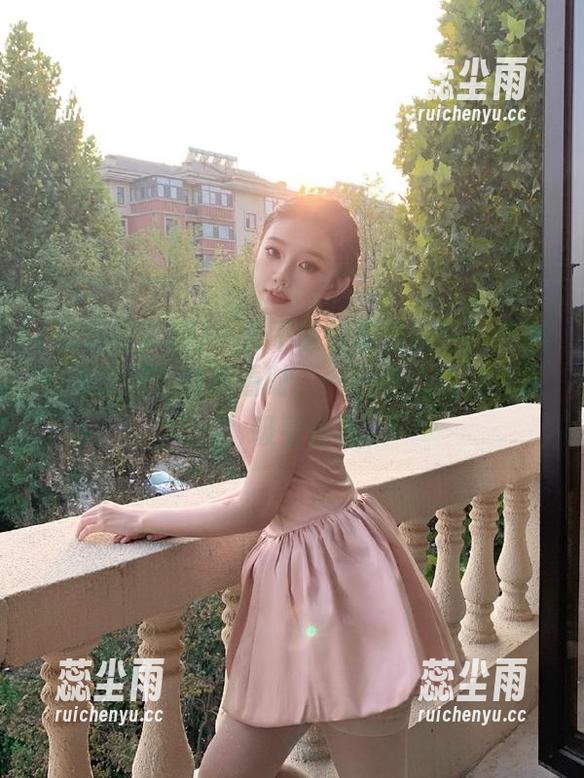 一条不错的观看线路！在黑料吃瓜网在线观看时，一不小心就被“深渊”吸引去啦。