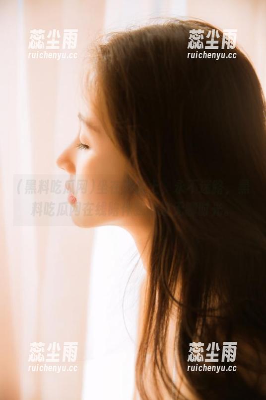 坐在沙发上，永不迷路，黑料吃瓜网在线陪伴我度过无聊时光。