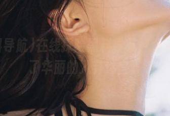 在线探险黑料导航，恍若步入了华丽的八卦迷宫。