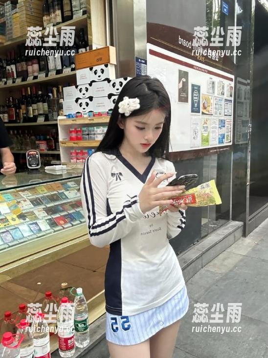 黑料正能量tttzzz668su网址免费版本，谁还不是个追捧的粉丝呢？