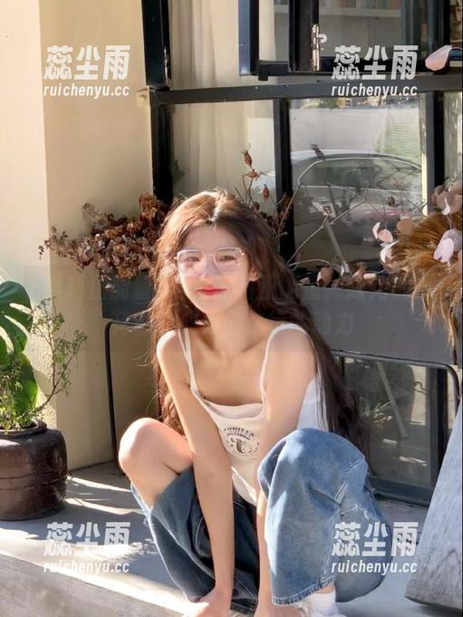 网页黑料正能量：路边的小花也能成为你前行的动力