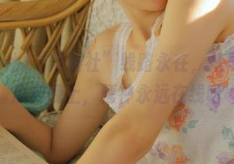 “黑料社”线路永在，从早上啃瓜到晚上，精神永远在线呀