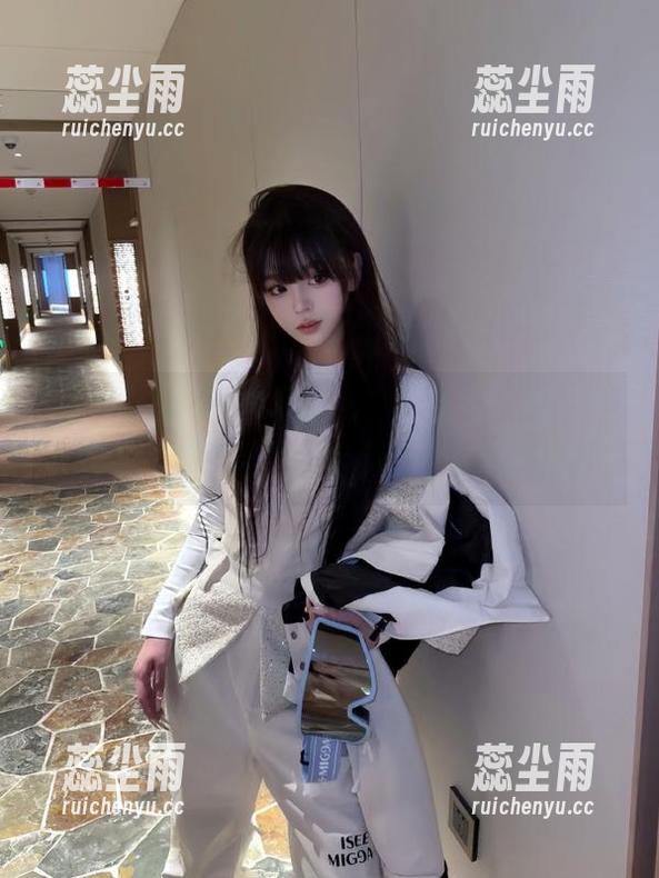 别跟我说“黑料老司机”app太火，都是因为我每天都在疯狂吸料！